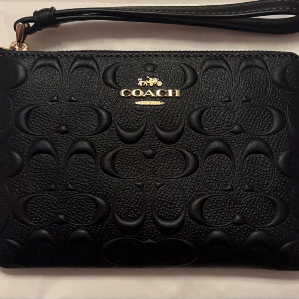 Coach Black Logo Writlet